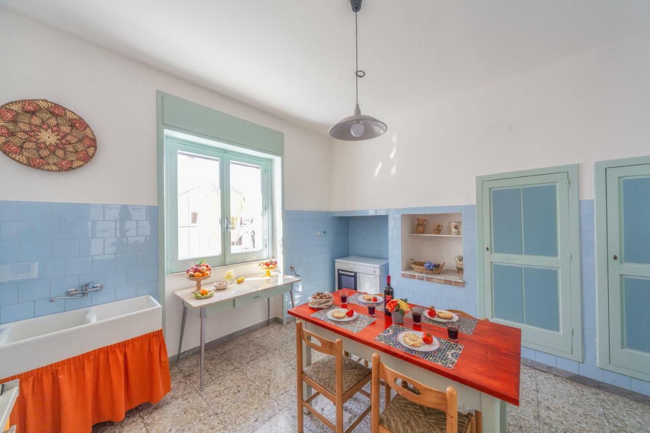 הוילה מרינה די מנקוורסה Casa Mamma Rita - Family House מראה חיצוני תמונה