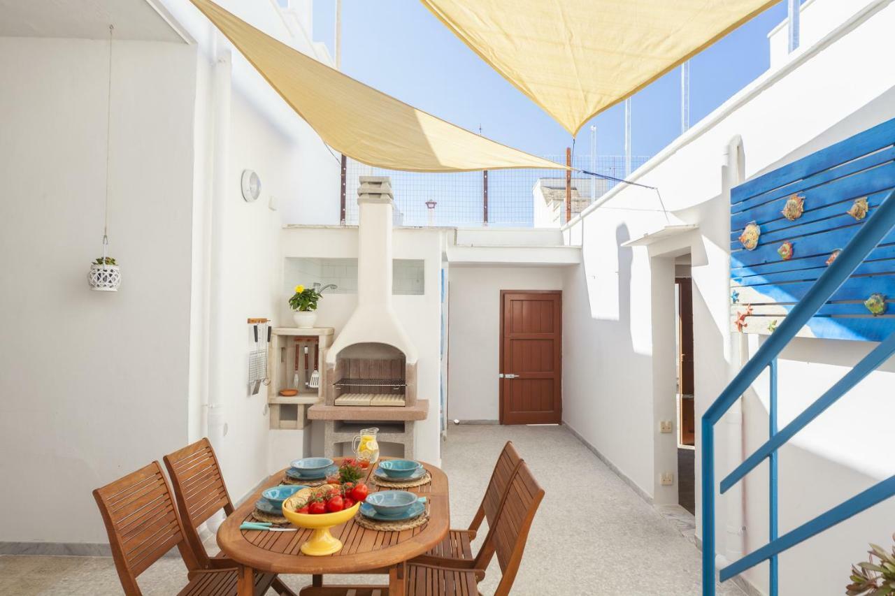 הוילה מרינה די מנקוורסה Casa Mamma Rita - Family House מראה חיצוני תמונה